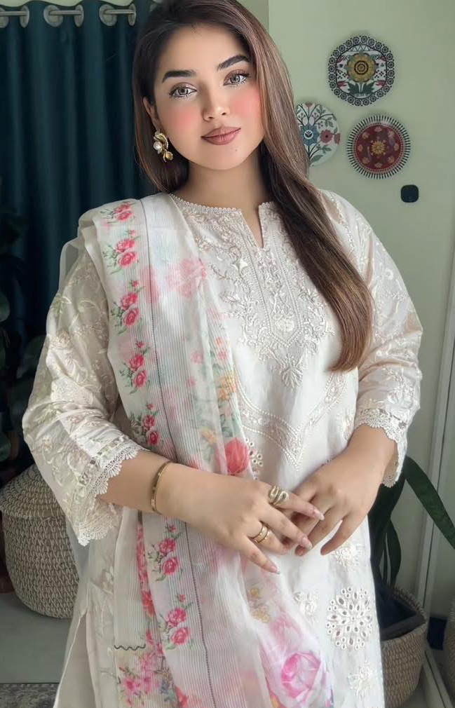 লাক্সারি ক্রিম এলিগেন্স – মাশলিন সফট কটন থ্রিপিস - Image 5