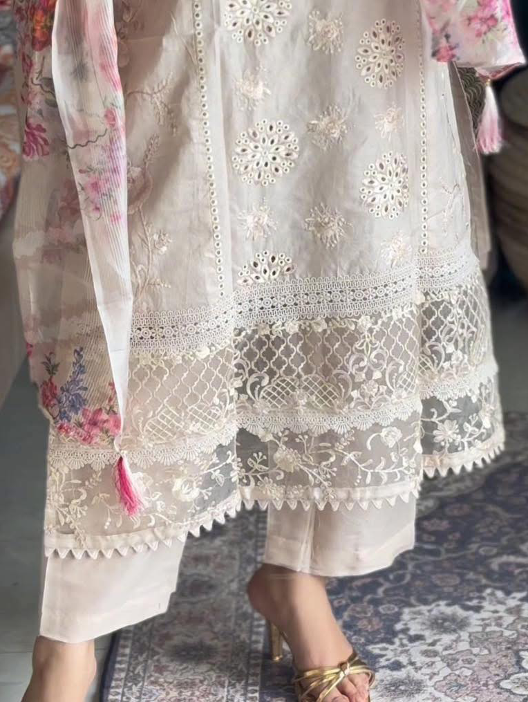 লাক্সারি ক্রিম এলিগেন্স – মাশলিন সফট কটন থ্রিপিস - Image 6