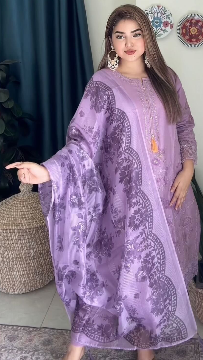 লাক্সারি ল্যাভেন্ডার এলিগেন্স – মাশলিন সফট কটন থ্রিপিস - Image 4