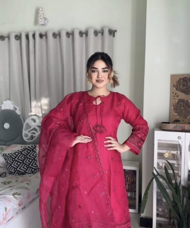 লাক্সারি রেডিস পিংক – মাশলিন সফট কটন থ্রিপিস