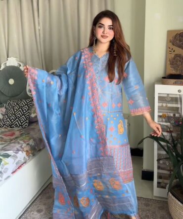 লাক্সারি আসমানী – মাশলিন সফট কটন থ্রিপিস