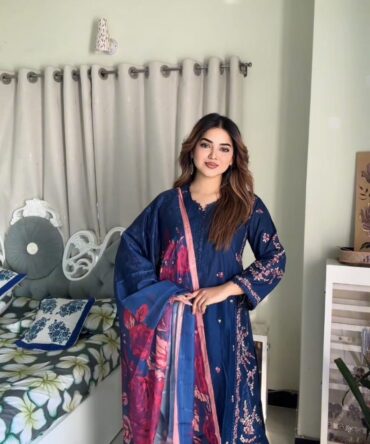 লাক্সারি ফ্লাওয়ার Blue  – মাশলিন সফট কটন থ্রিপিস