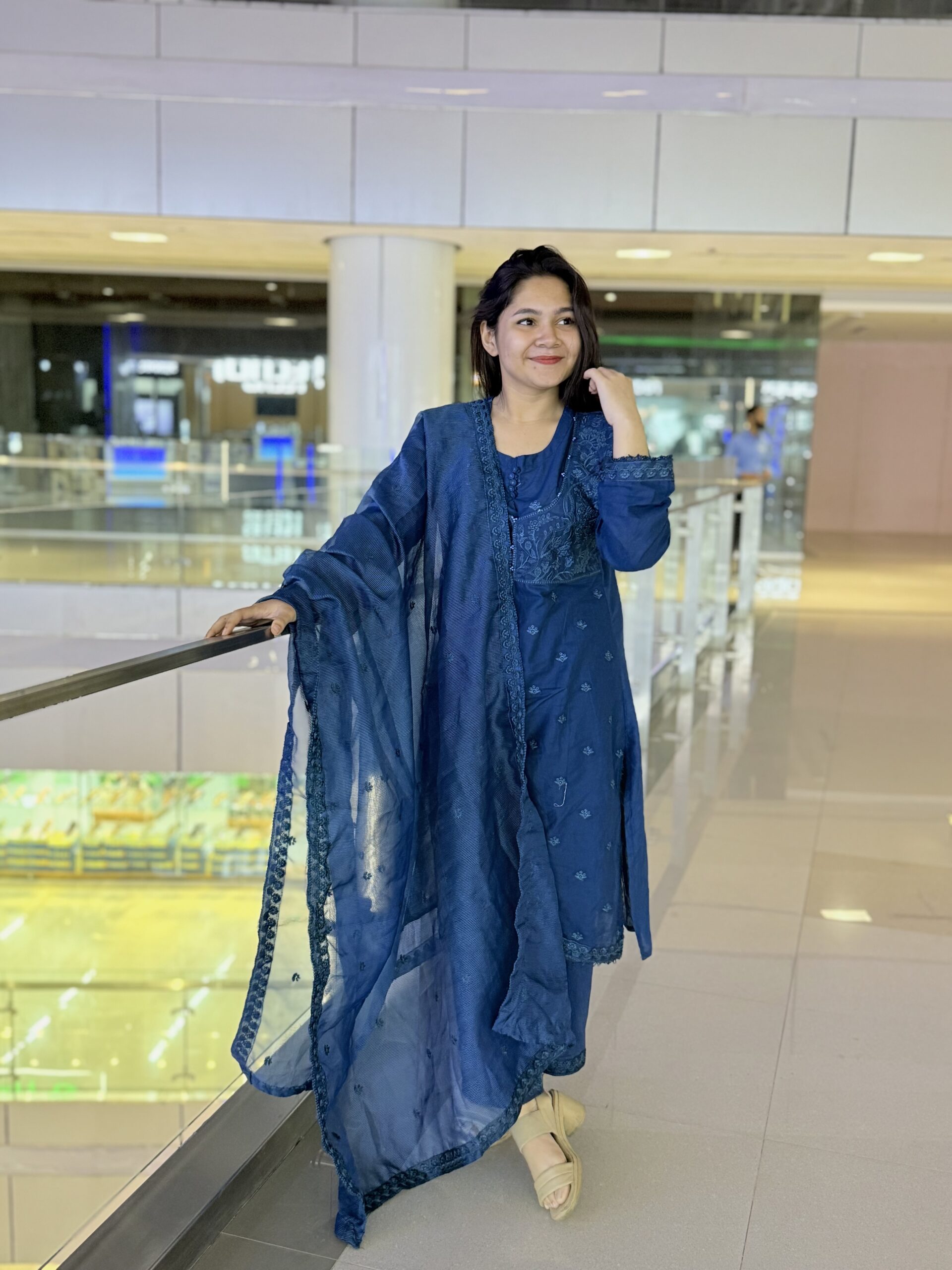 লাক্সারি মুনলিট নেভি – মাশলিন সফট কটন থ্রিপিস - Image 3