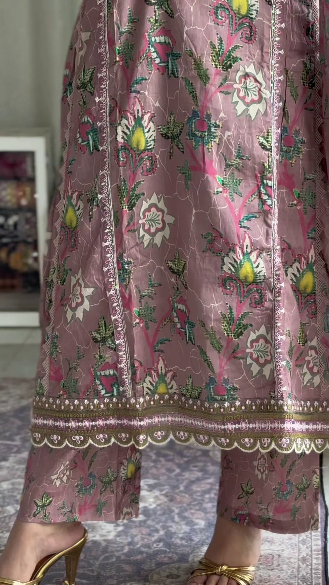 লাক্সারি মভ ফ্লোরাল গ্রেস - মাশলিন সফট কটন থ্রি-পিস - Image 7