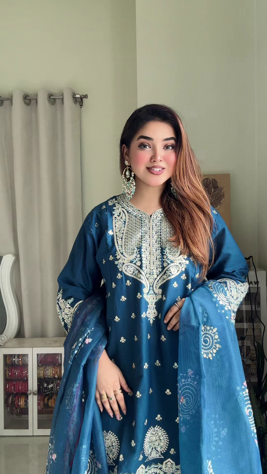 লাক্সারি রয়্যাল ব্লু জারি এলিগ্যান্স – মাশলিন সফট কটন থ্রিপিস - Image 3